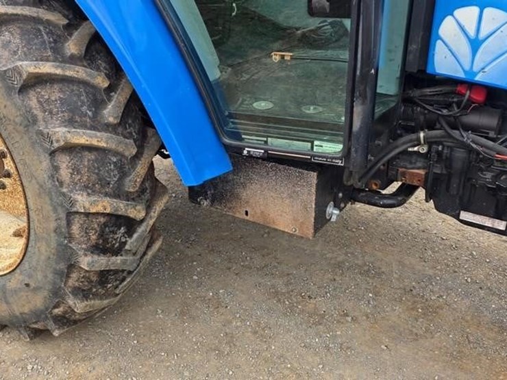 new-holland-t5040-image-12