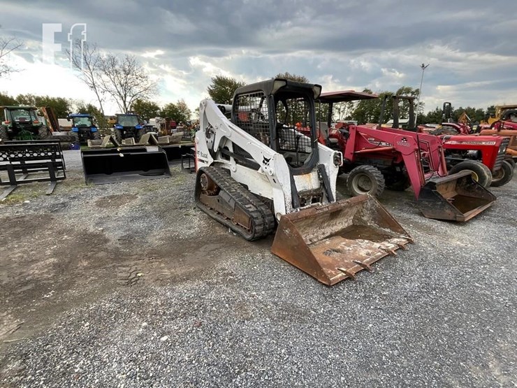 2010-bobcat-t650-image-1