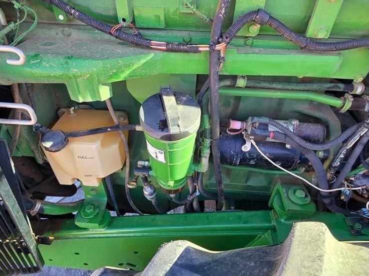 2000-john-deere-9400-image-52