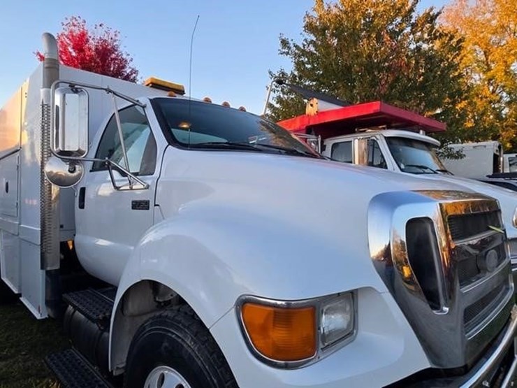 2006-ford-f750-sd-image-49