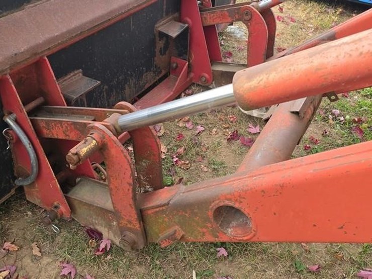 case-ih-l300-image-9