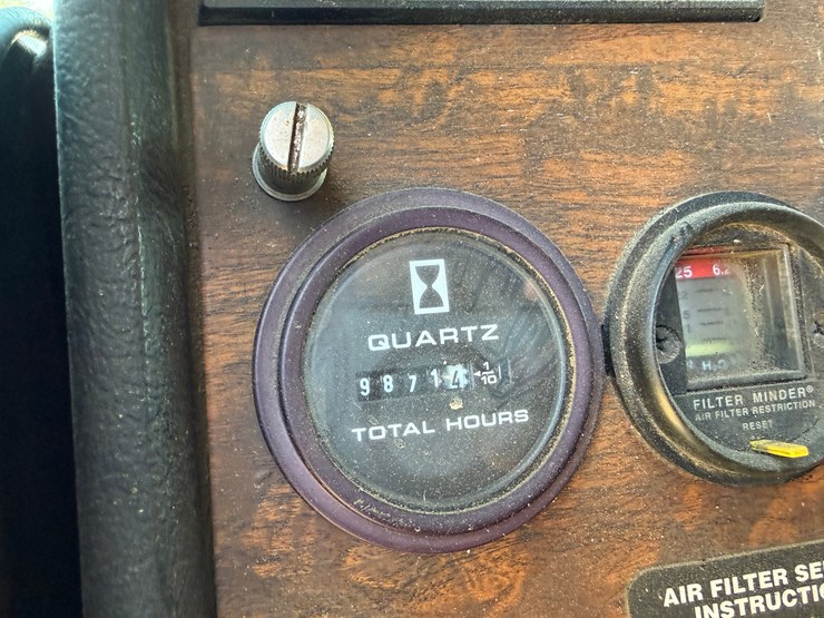 2001-peterbilt-362-image-20