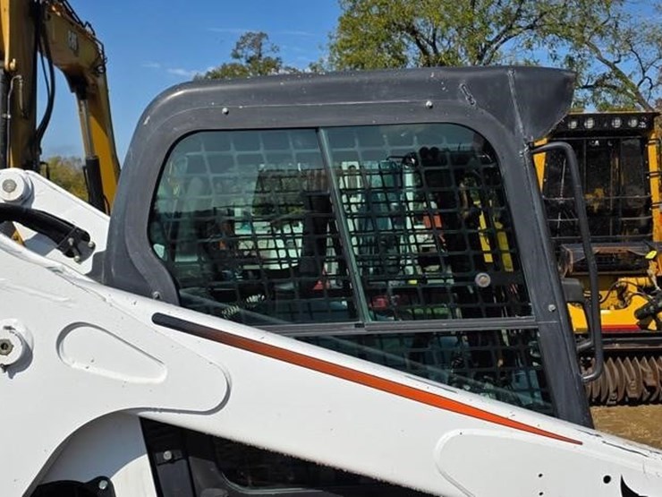 2016-bobcat-s650-image-13