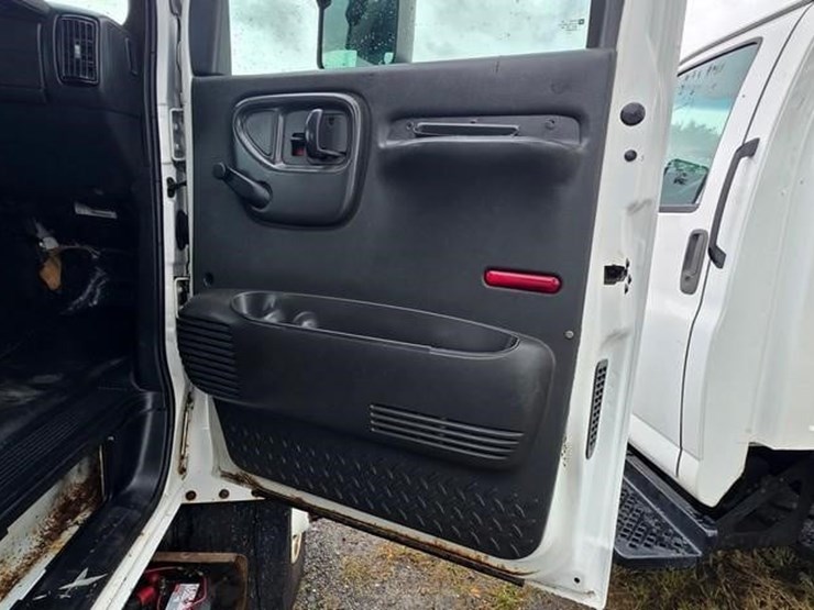 2007-gmc-topkick-c8500-image-46