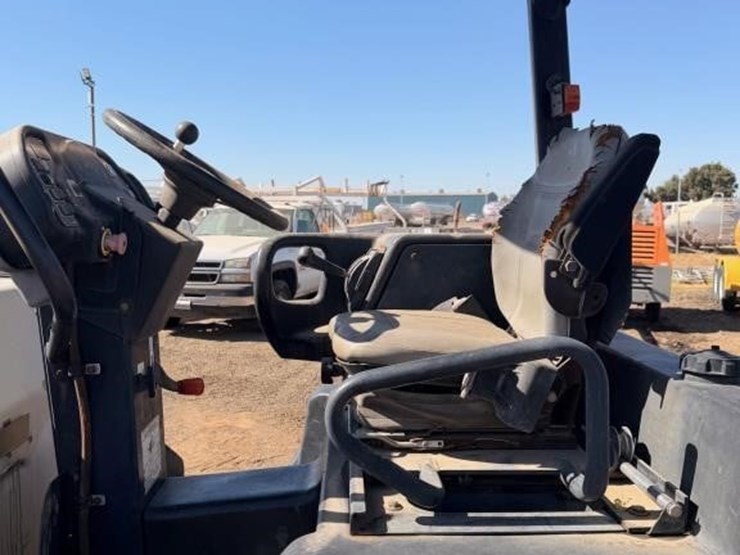 2005-ingersoll-rand-dd-24-tandem-vibratory-roller-image-6
