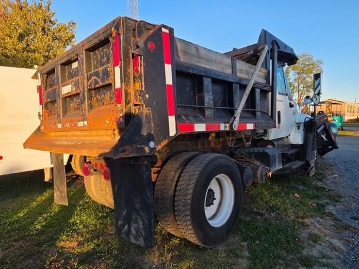2006-international-durastar-4300-image-4