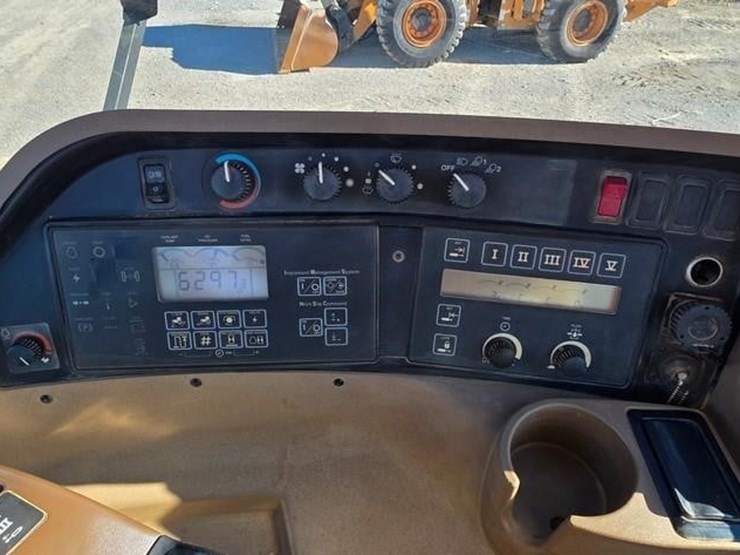 2000-john-deere-9400-image-77