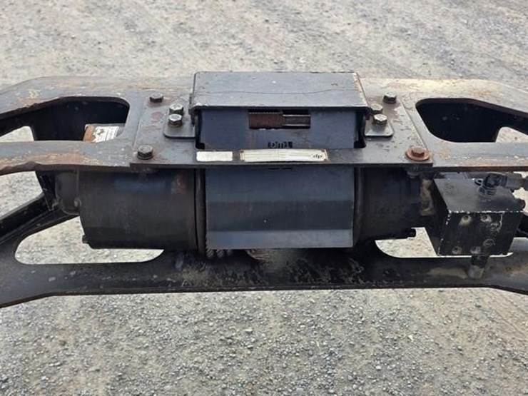 2019-caterpillar-299d2-xhp-image-42