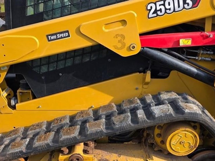 2019-caterpillar-259d3-image-28