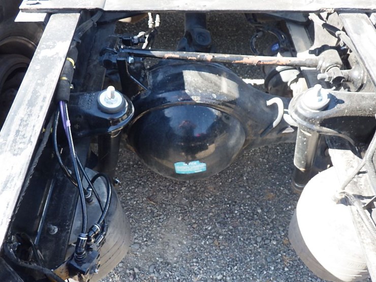 2021-kenworth-t680-image-10