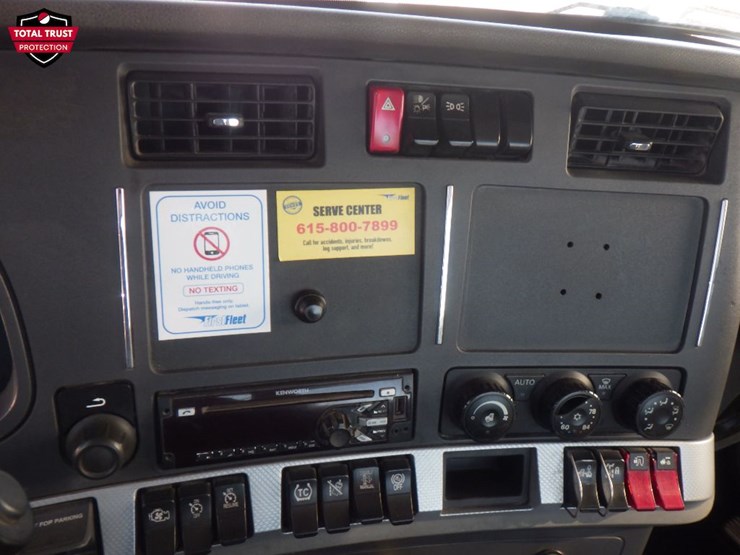 2021-kenworth-t680-image-17