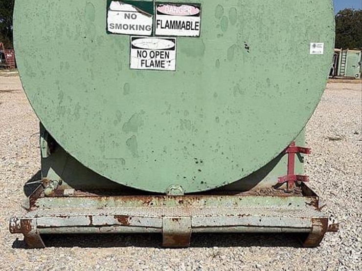 10,000-gallon-diesel-fuel-tank-&-3-comp.-lubester-combo-skidded-image-4