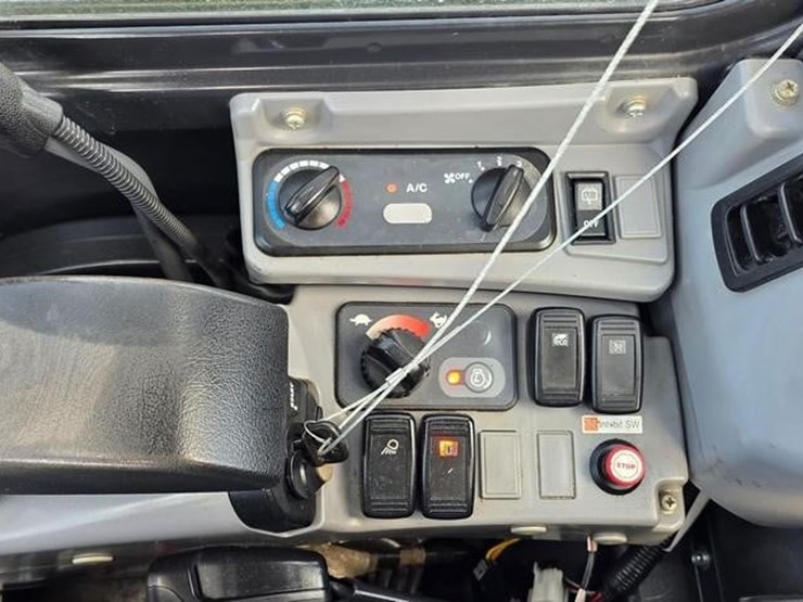 2018-kubota-u55-4-image-67