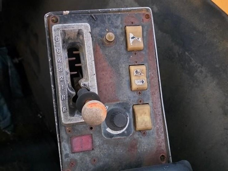 1984-deere-762a-image-61