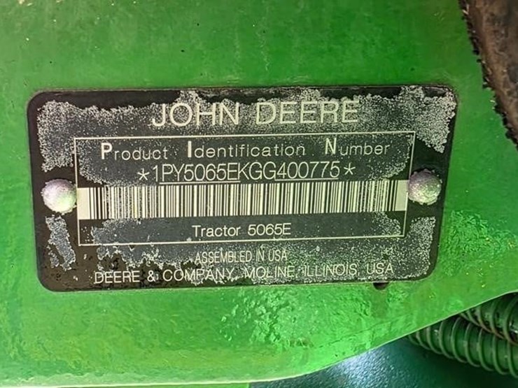2016-john-deere-5065e-image-5