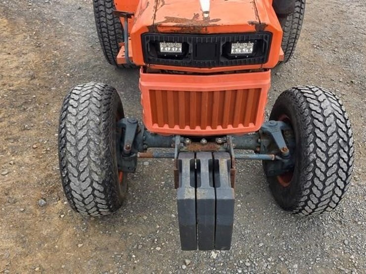kubota-b8200-image-33