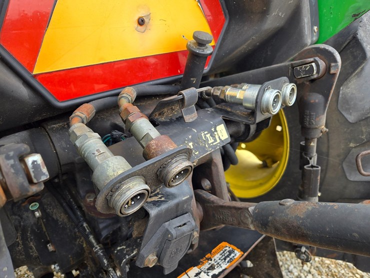 john-deere-5310-image-42