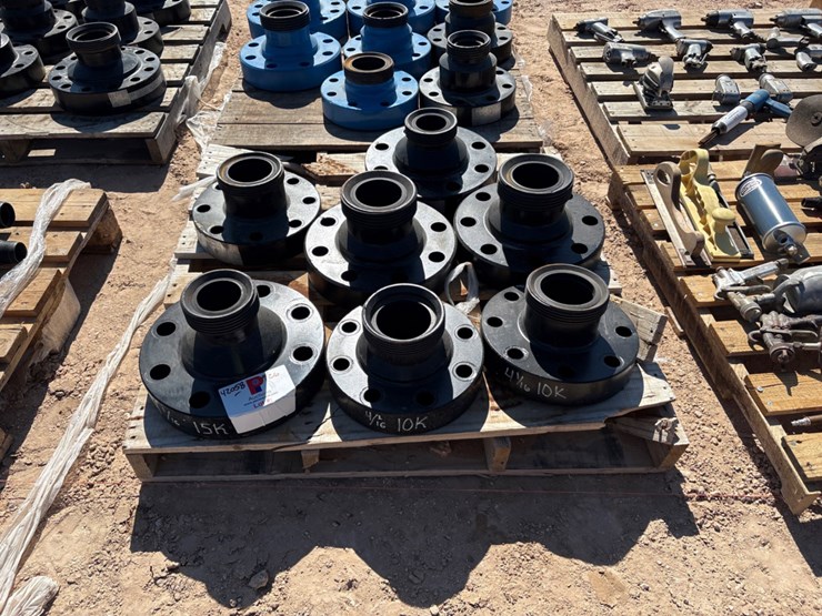 (7)-assorted-weco-flanges-image-1