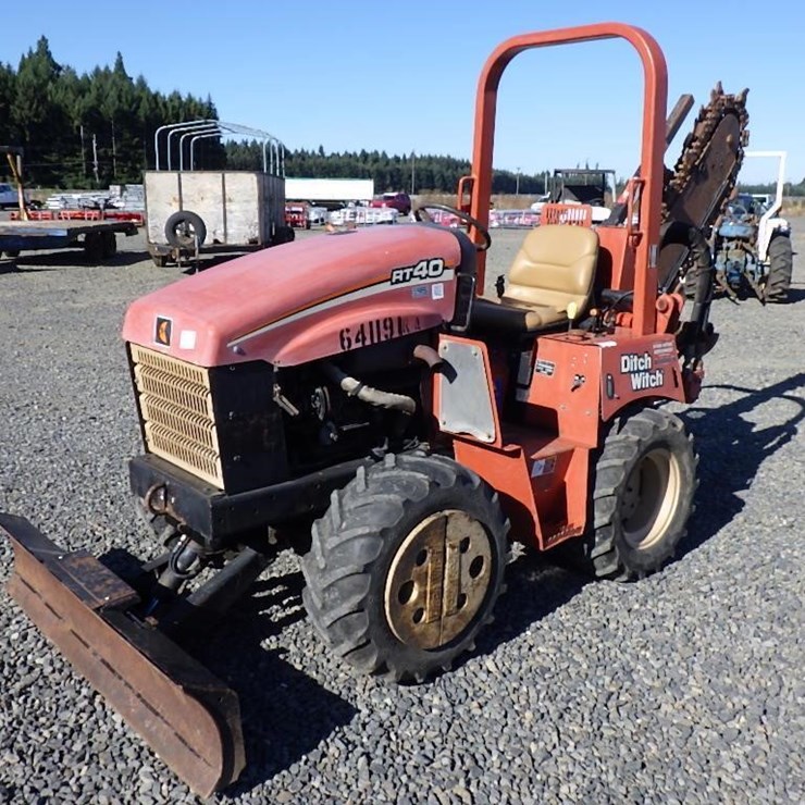 2006 DITCH WITCH RT40