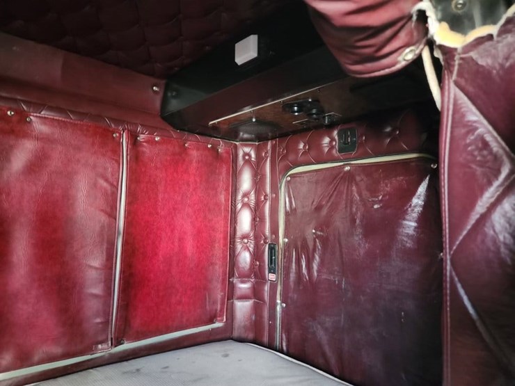 1995-kenworth-t800-image-11