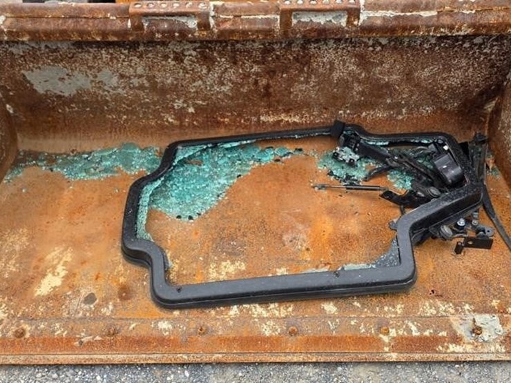 2016-case-sv300-image-34