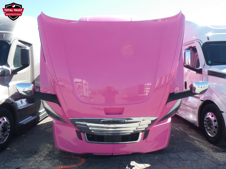 2024-freightliner-cascadia-126-image-25