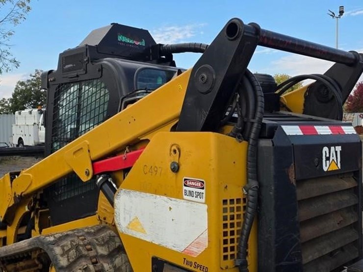 2019-caterpillar-299d2-xhp-image-22