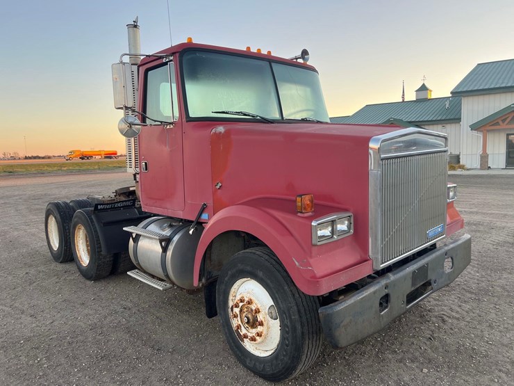 1989-white-gmc-day-cab-image-3
