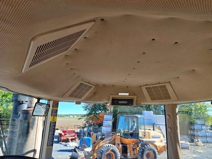 2000-john-deere-9400-image-66