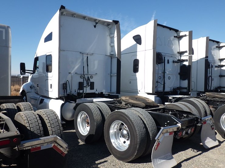 2021-kenworth-t680-image-12