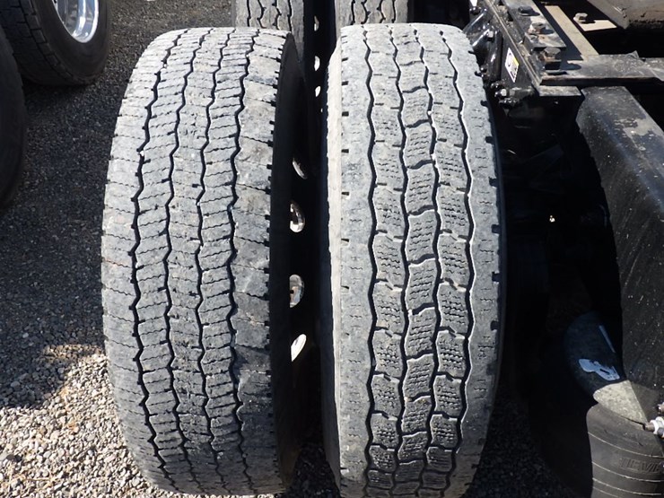 2021-kenworth-t680-image-14
