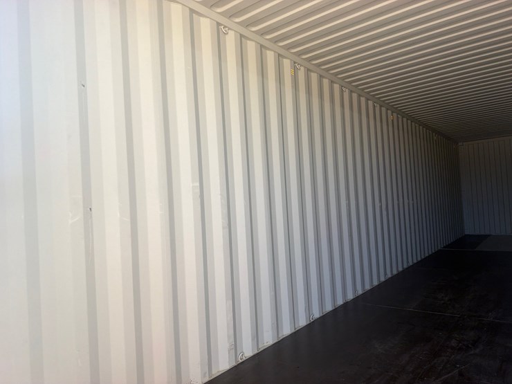 #47216-•-40ft-shipping-container-image-3