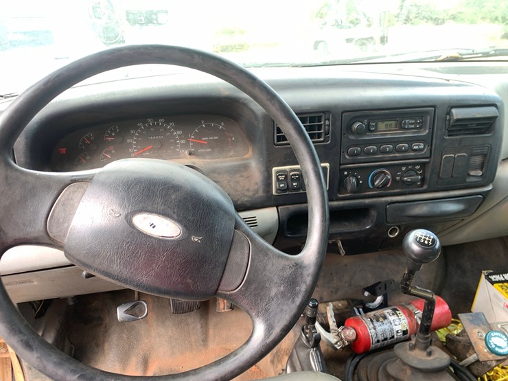 2006-ford-f650-image-10