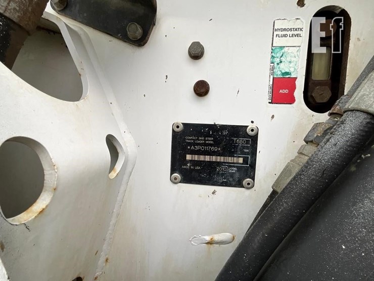 2010-bobcat-t650-image-59