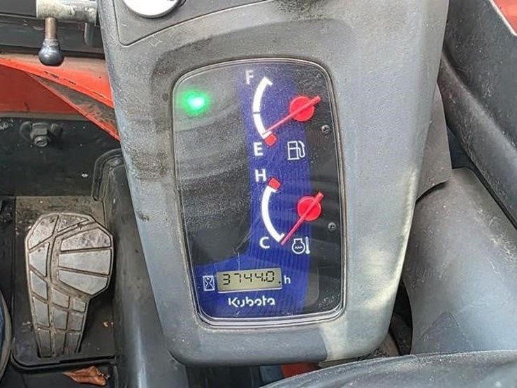 2019-kubota-ssv75-image-57