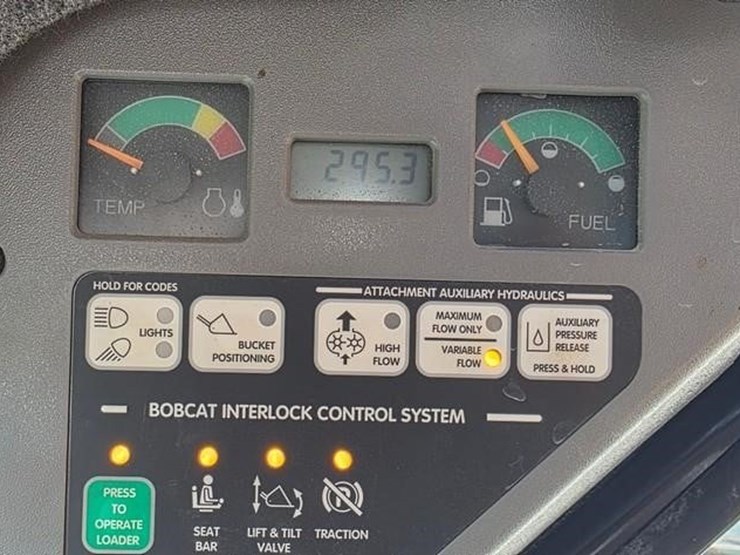 1999-bobcat-773g-image-64