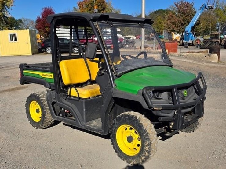 2021-john-deere-gator-xuv-835e-image-2