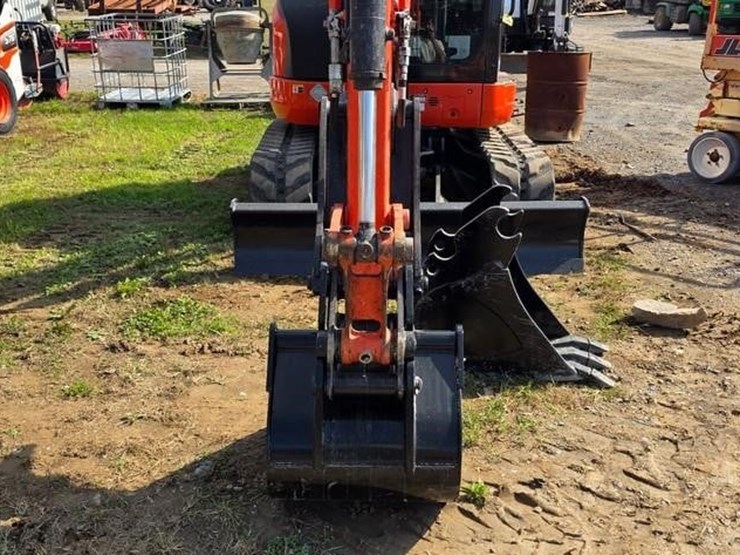 2018-kubota-u55-4-image-47