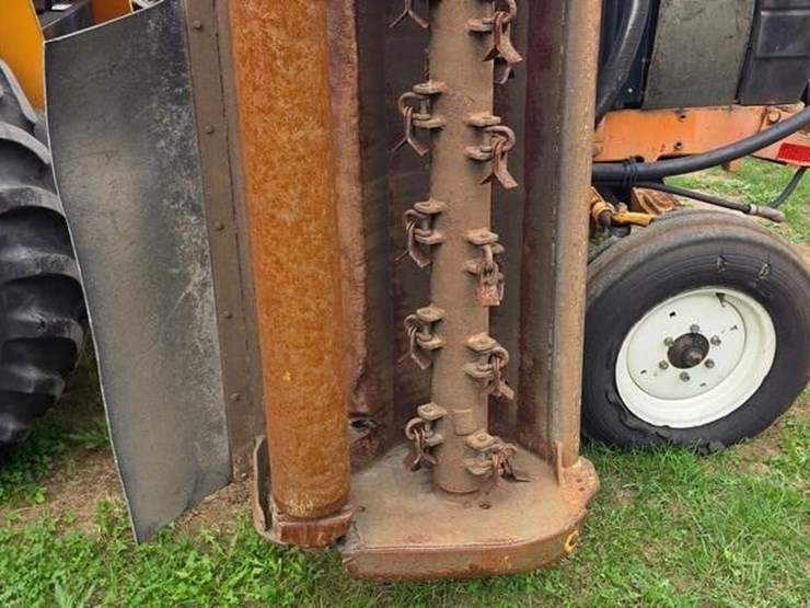 new-holland-6640-image-9