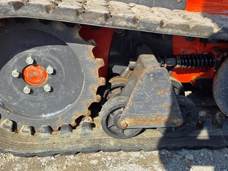 2005-thomas-35dt-image-12