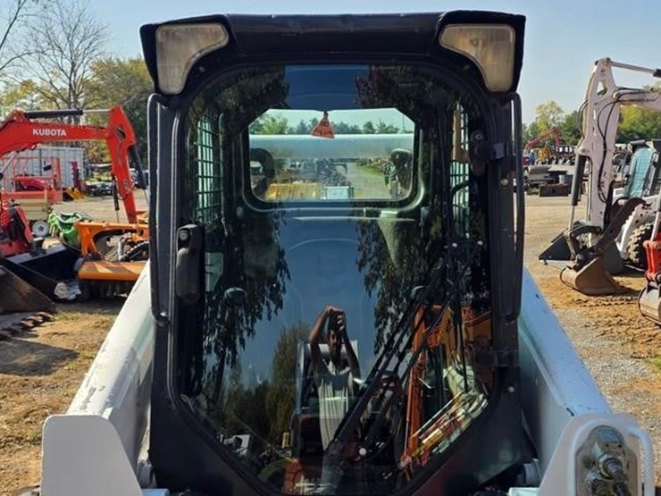 2016-bobcat-s650-image-37
