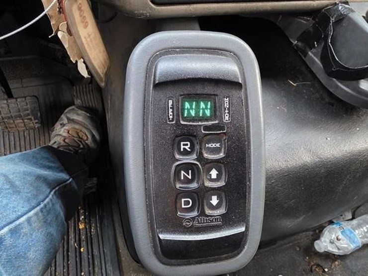 2012-international-workstar-7600-image-79