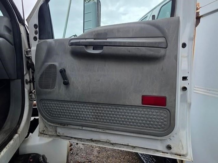 2006-ford-f750-sd-image-41
