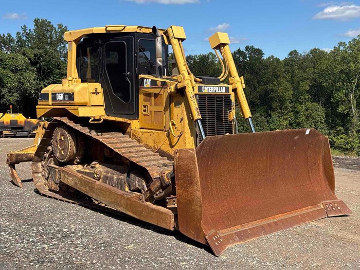 2000-caterpillar-d6r-xl-image-1