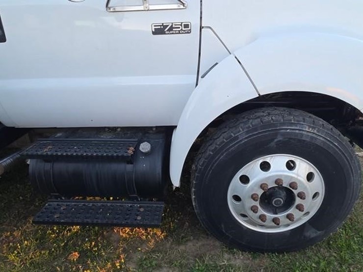 2006-ford-f750-sd-image-46