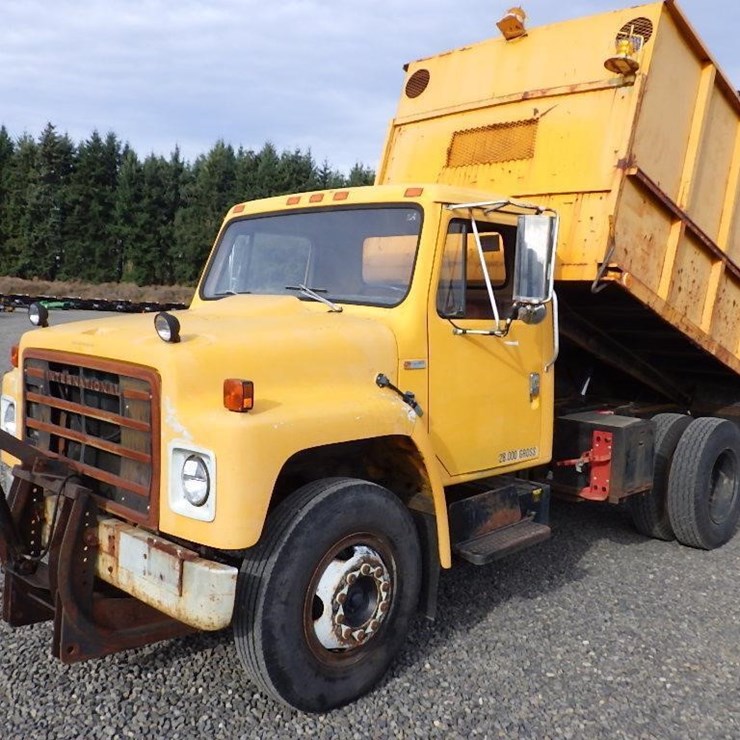 1983 INTERNATIONAL 10