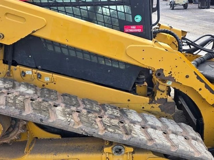 2019-caterpillar-299d2-xhp-image-11