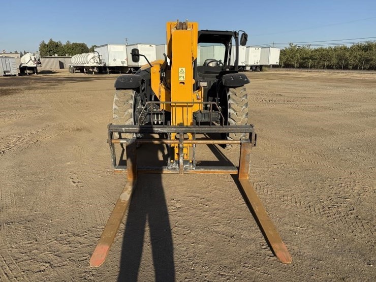 2018-jcb-509-42-telescopic-reachlift-image-17
