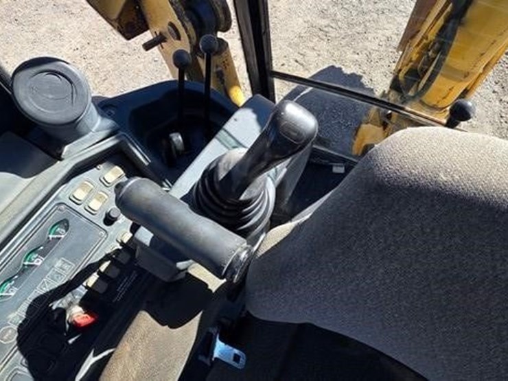 2006-deere-310sg-image-75