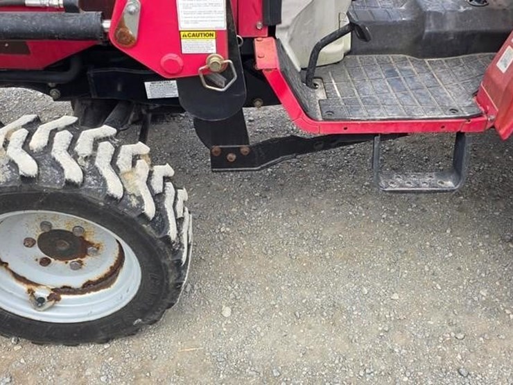 mahindra-1526-image-10